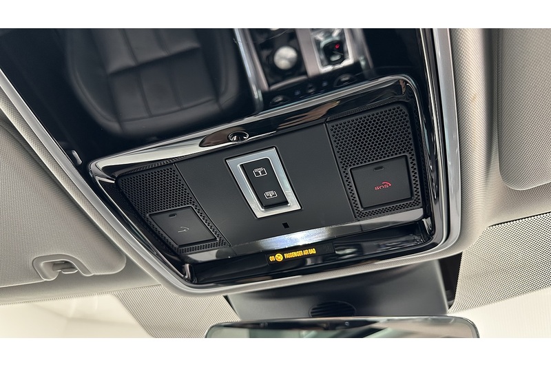 Land Rover Range Rover Sport P400e HSE - U2006