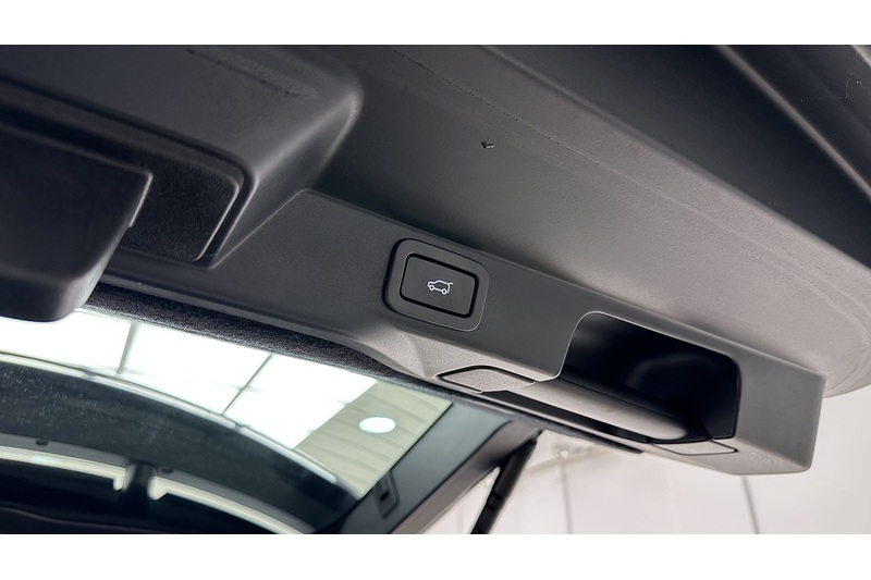 Land Rover Range Rover Sport P400e HSE - U2006