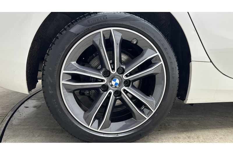 BMW 1 Series 118i Sport - U2014