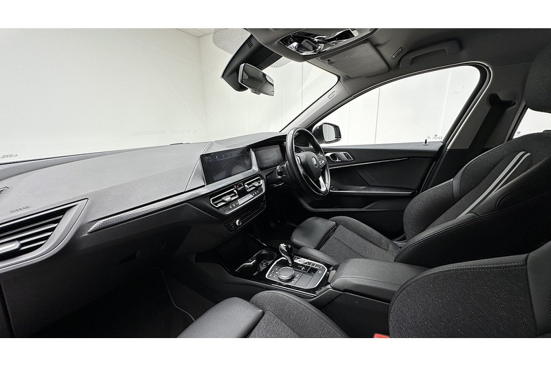 BMW 1 Series 118i Sport - U2014