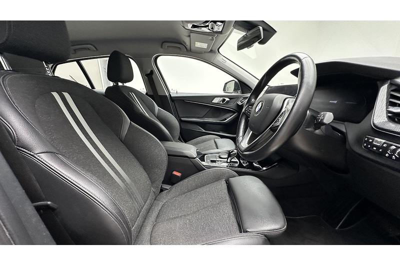 BMW 1 Series 118i Sport - U2014