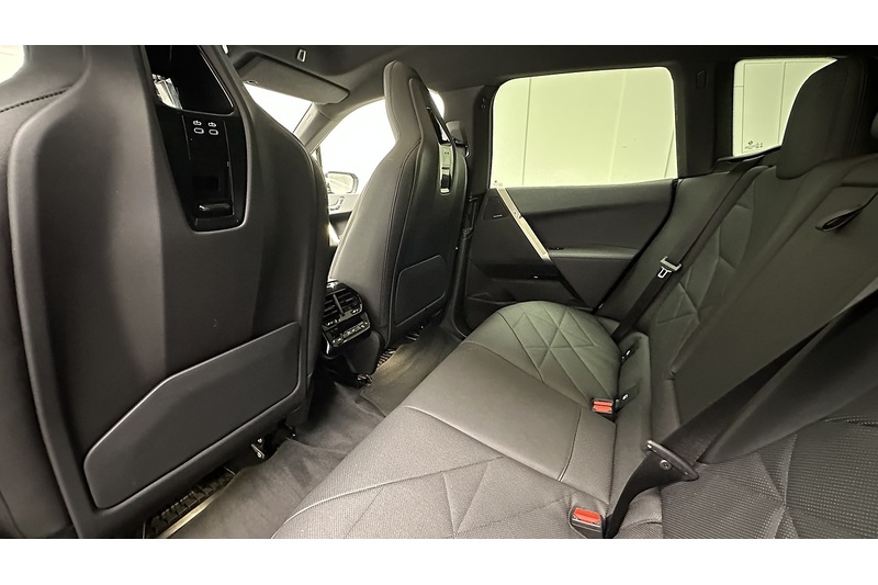 BMW iX 50 M Sport Edition - U2016