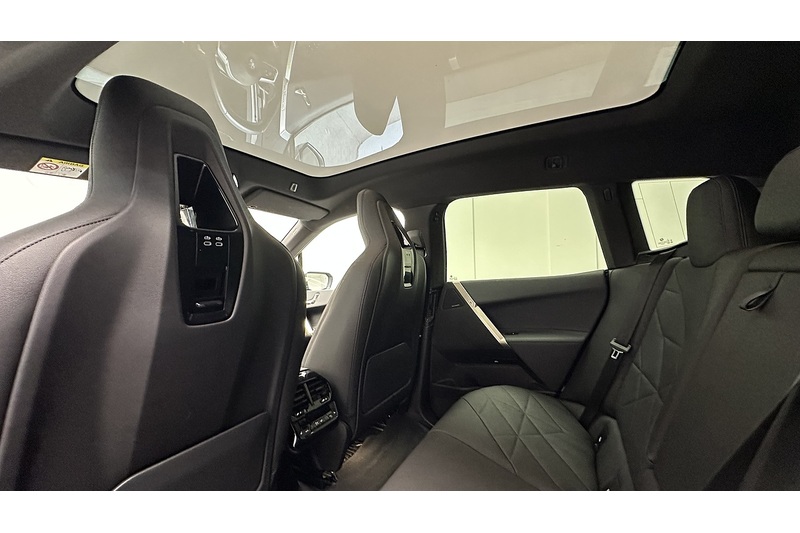 BMW iX 50 M Sport Edition - U2016