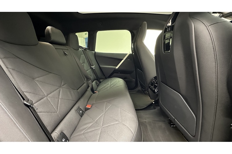 BMW iX 50 M Sport Edition - U2016