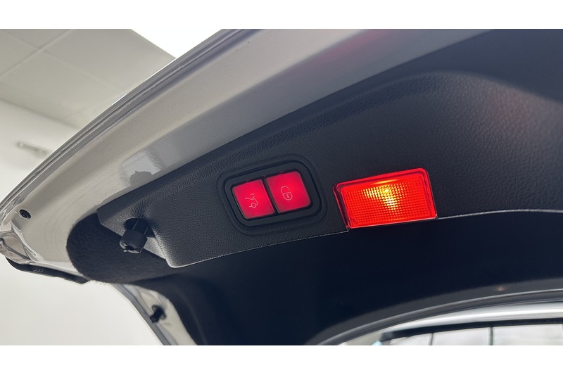 Mercedes-Benz C Class C250d AMG Line - U2022