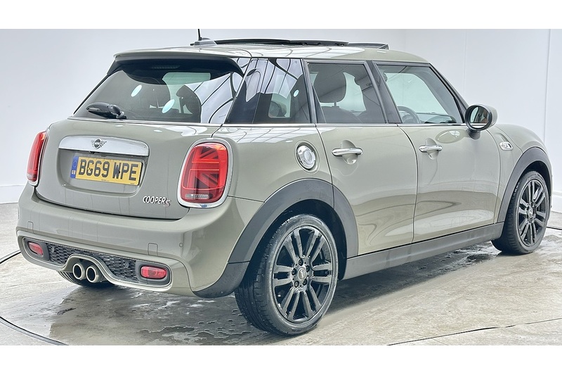 MINI Hatch Cooper S Exclusive - U2025