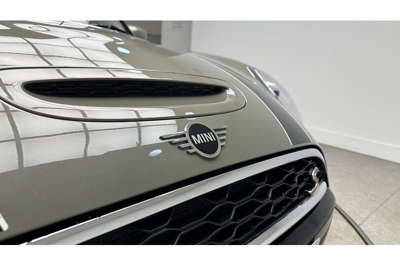 MINI Hatch Cooper S Exclusive - U2025