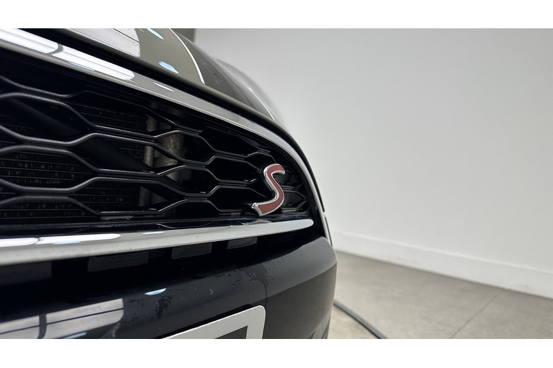 MINI Hatch Cooper S Exclusive - U2025