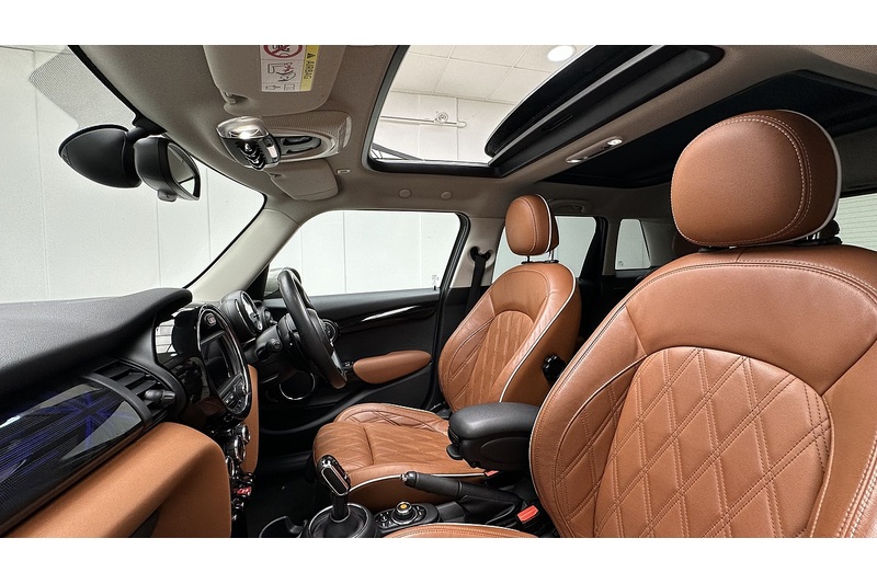 MINI Hatch Cooper S Exclusive - U2025