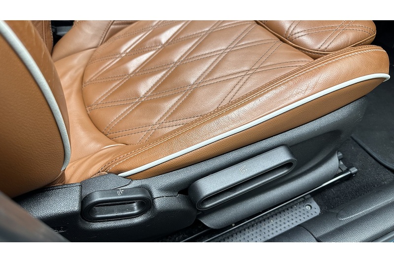 MINI Hatch Cooper S Exclusive - U2025