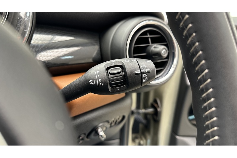 MINI Hatch Cooper S Exclusive - U2025