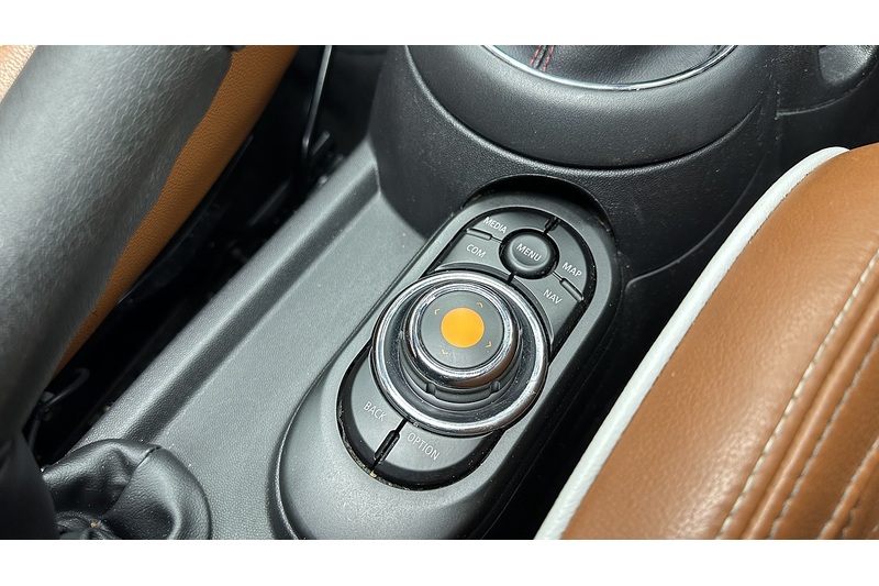 MINI Hatch Cooper S Exclusive - U2025