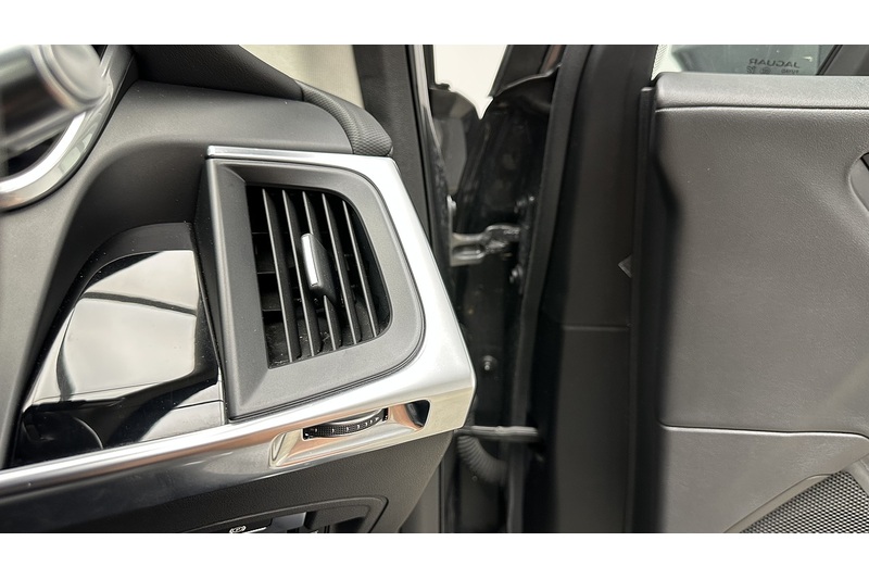 Jaguar I-PACE 400 SE - U204