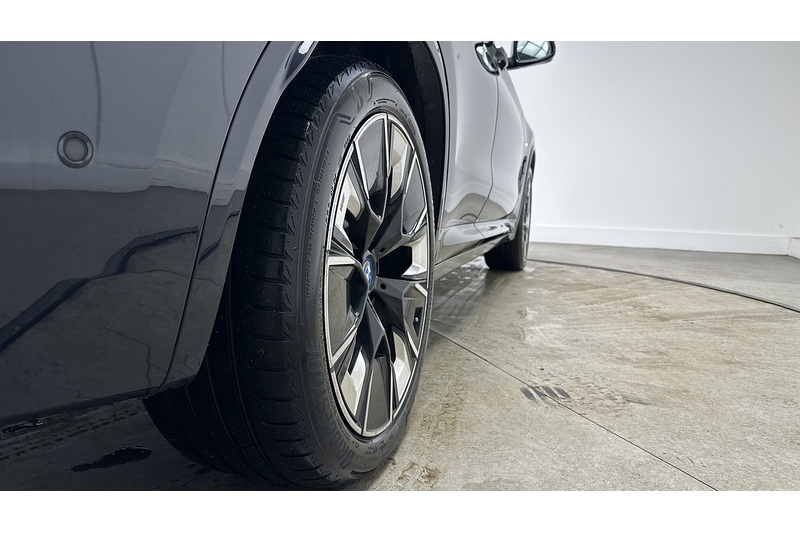 BMW iX3 M Sport Pro - U2046