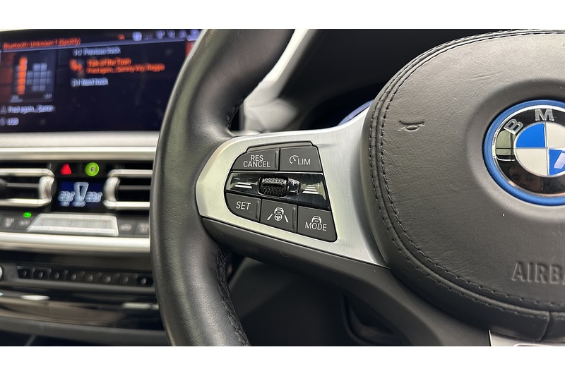 BMW iX3 M Sport Pro - U2046