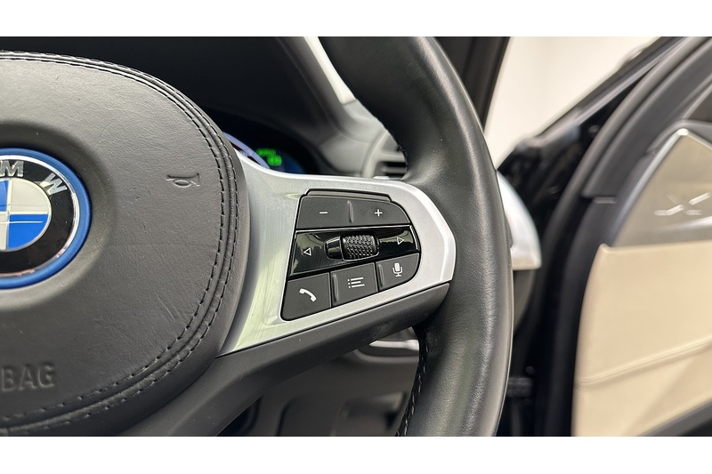 BMW iX3 M Sport Pro - U2046