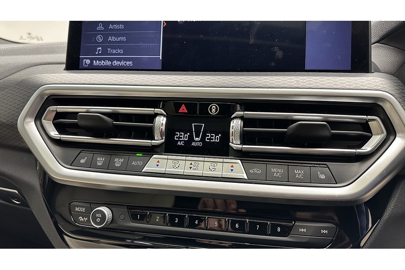 BMW iX3 M Sport Pro - U2046