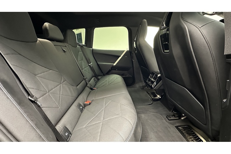 BMW iX 40 M Sport Edition - U2074