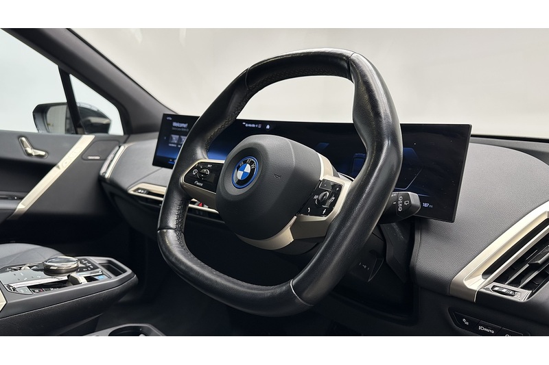 BMW iX 40 M Sport Edition - U2074