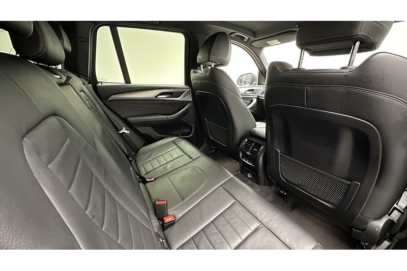 BMW X3 20i M Sport - U2076