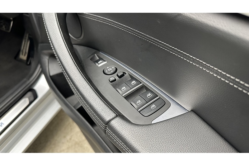 BMW X3 20i M Sport - U2076