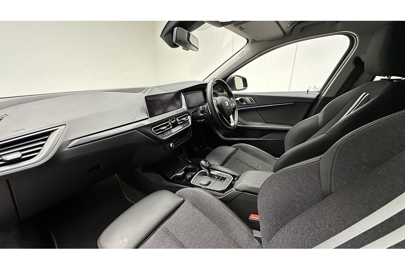 BMW 1 Series 118d Sport - U2081