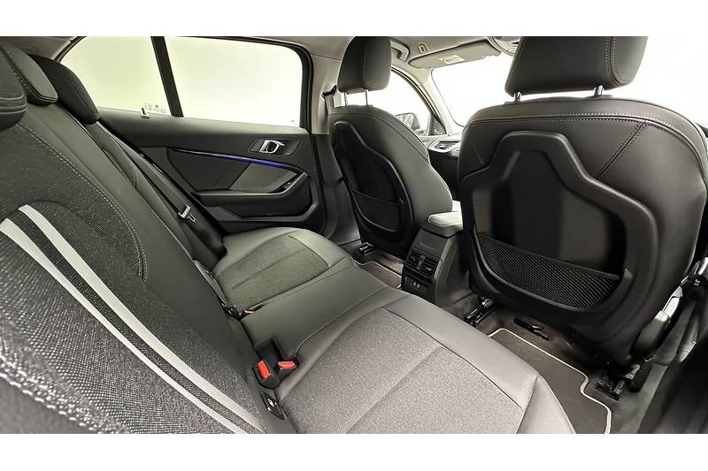 BMW 1 Series 118d Sport - U2081