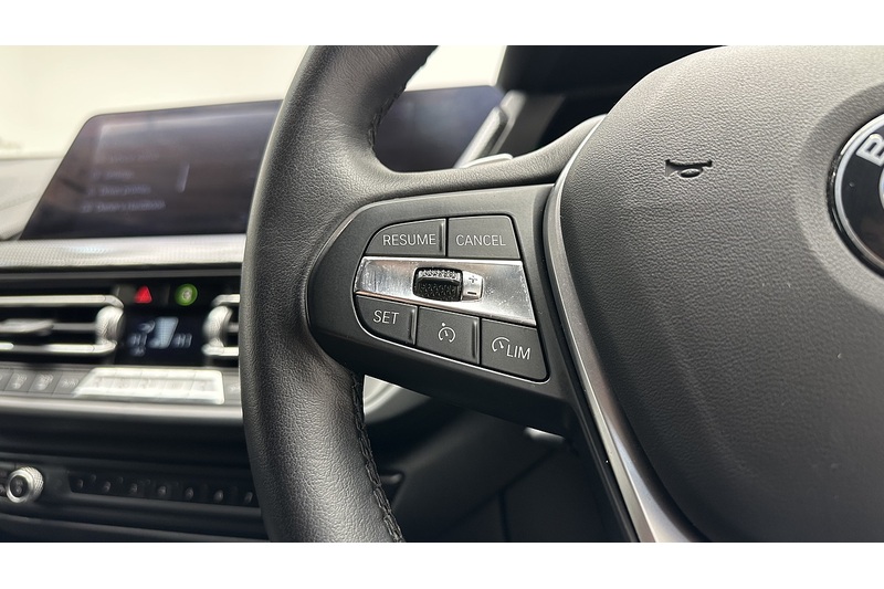 BMW 1 Series 118d Sport - U2081