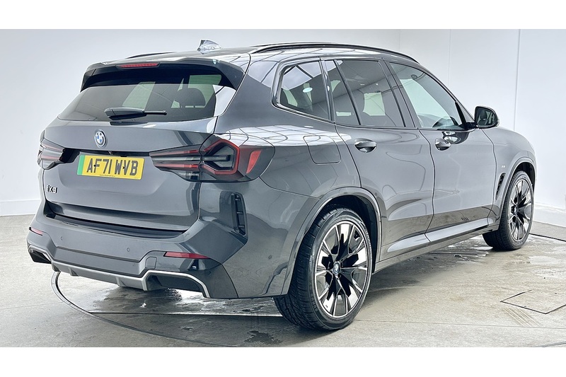 BMW iX3 M Sport Pro - U2082