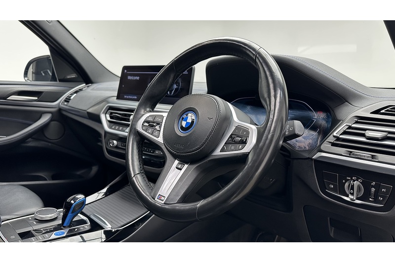 BMW iX3 M Sport Pro - U2082