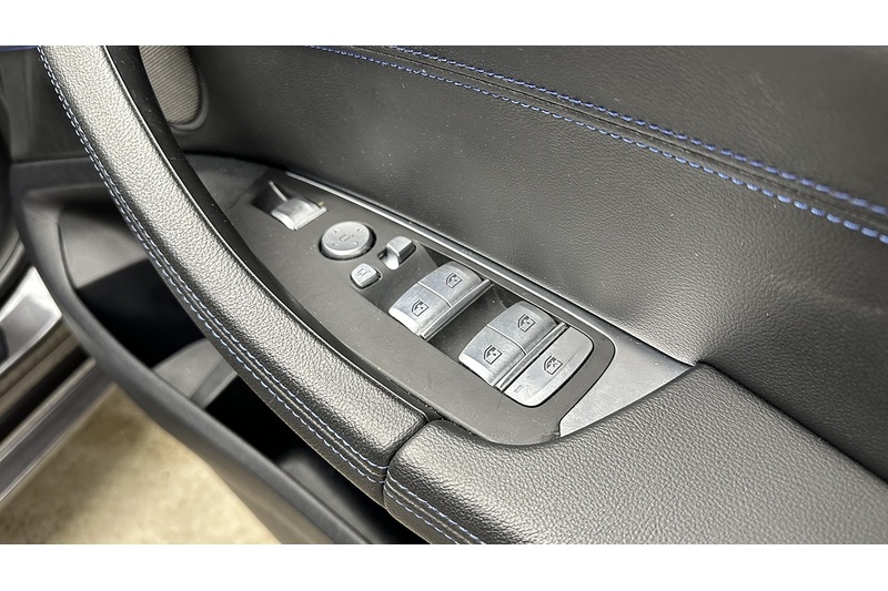 BMW iX3 M Sport Pro - U2082