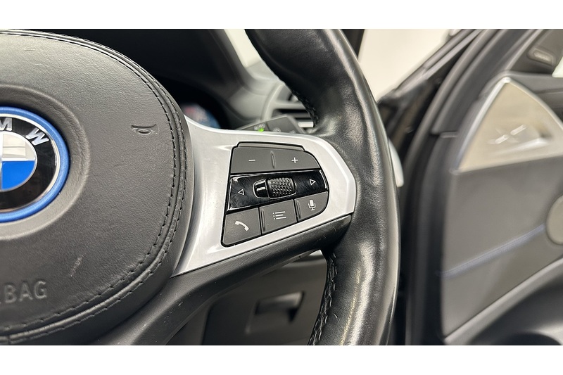 BMW iX3 M Sport Pro - U2082