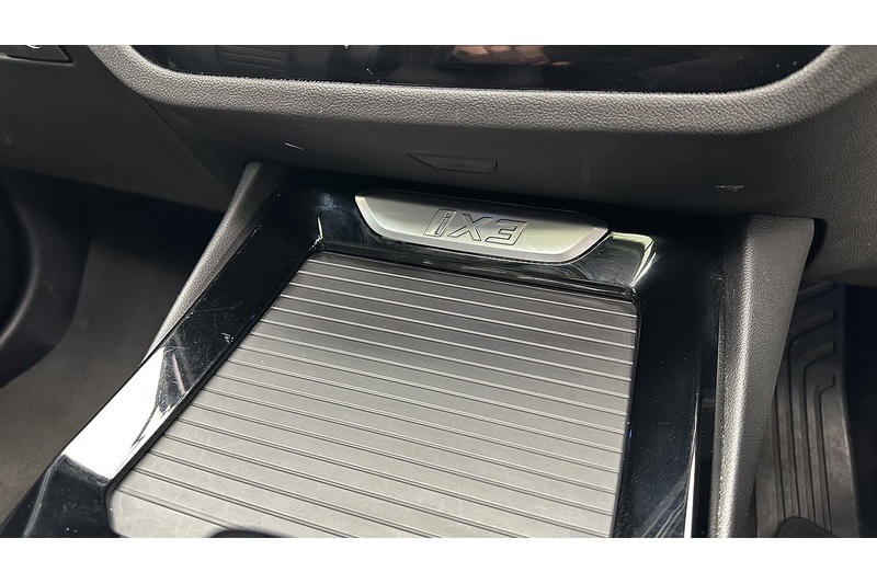 BMW iX3 M Sport Pro - U2082