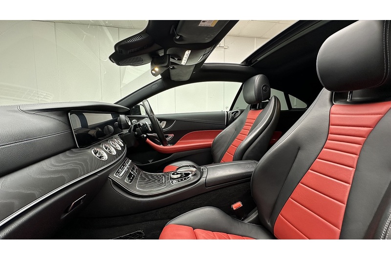 Mercedes-Benz E Class E300 AMG Line - U2094