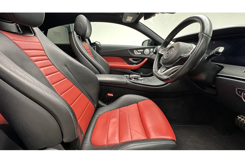 Mercedes-Benz E Class E300 AMG Line - U2094