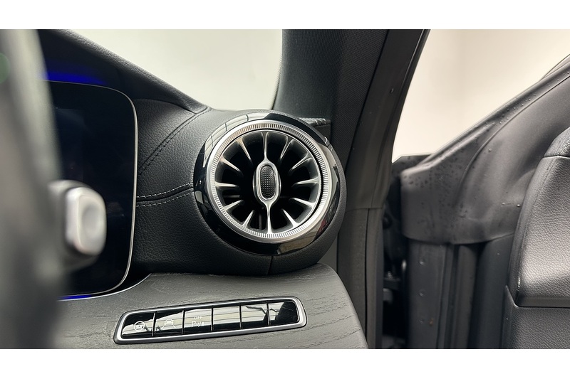 Mercedes-Benz E Class E300 AMG Line - U2094