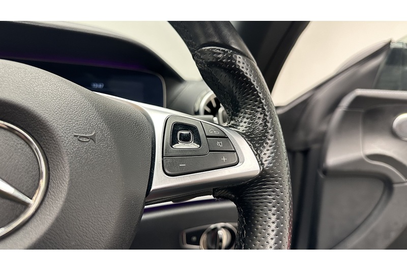 Mercedes-Benz E Class E300 AMG Line - U2094