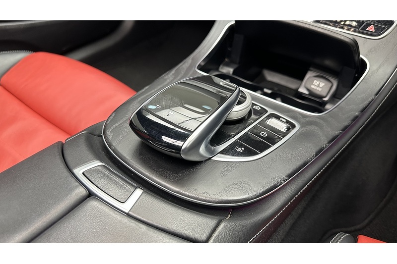 Mercedes-Benz E Class E300 AMG Line - U2094