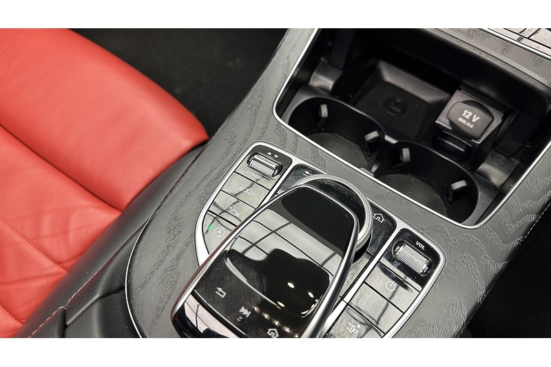 Mercedes-Benz E Class E300 AMG Line - U2094