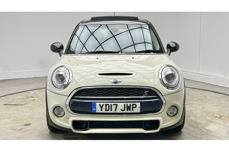 MINI Hatch Cooper SD - U2104