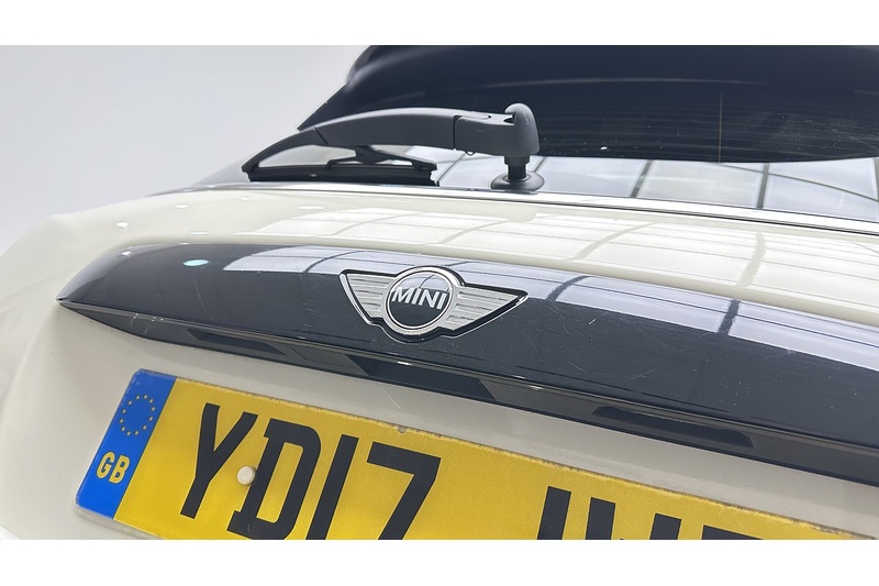 MINI Hatch Cooper SD - U2104