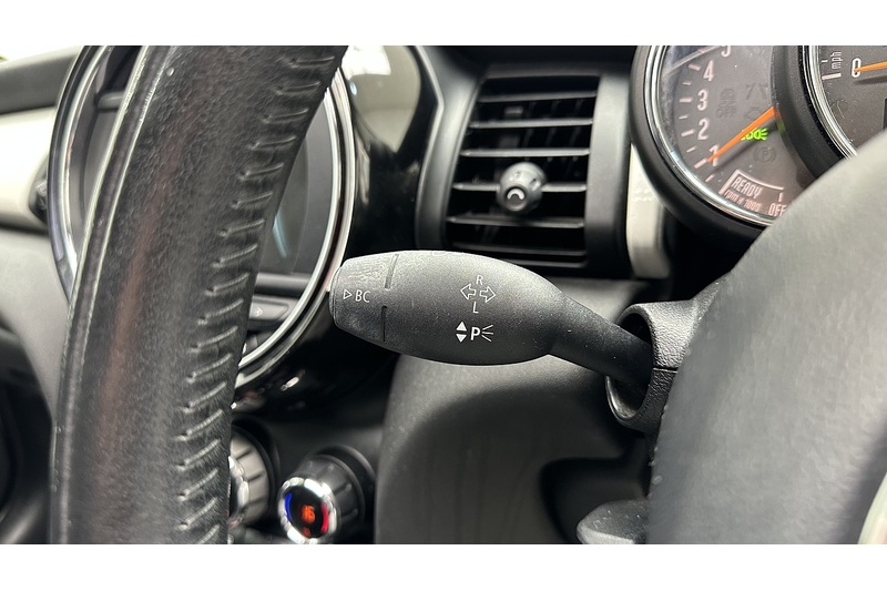 MINI Hatch Cooper SD - U2104