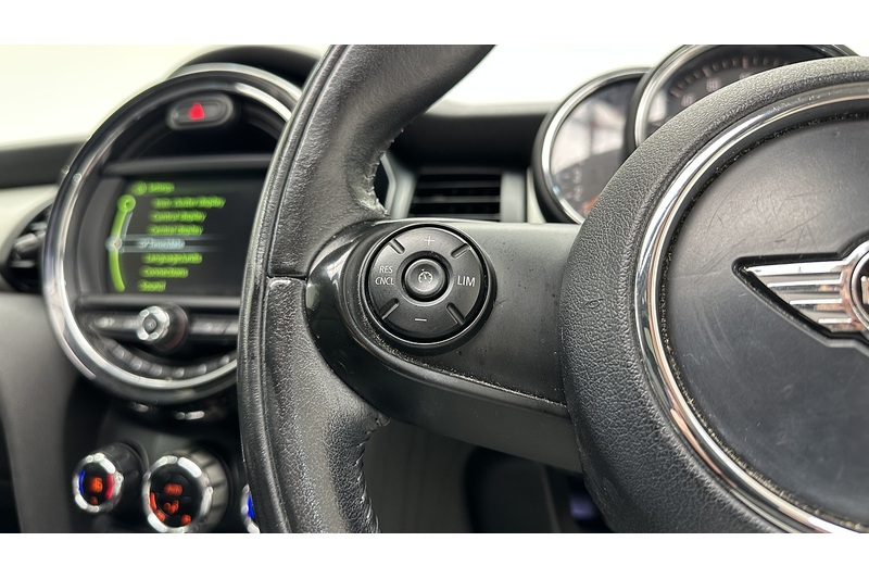 MINI Hatch Cooper SD - U2104