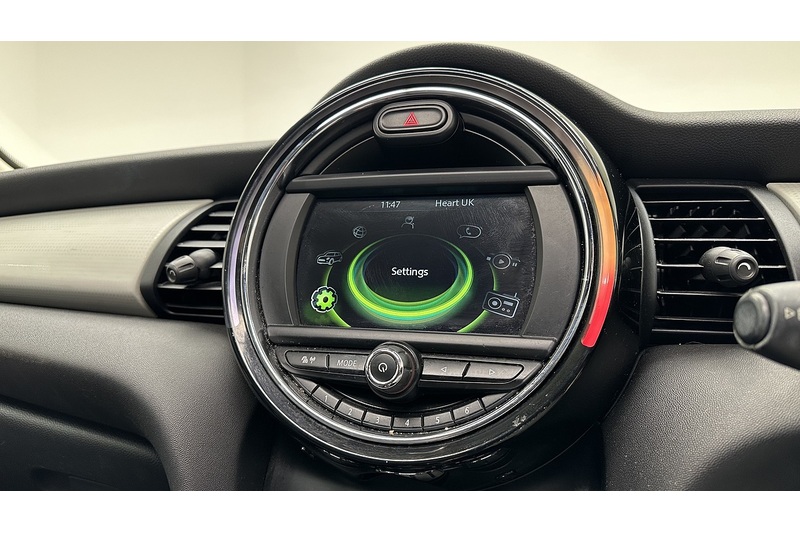 MINI Hatch Cooper SD - U2104