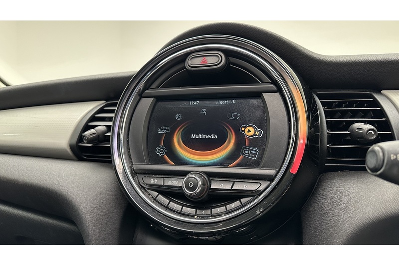 MINI Hatch Cooper SD - U2104