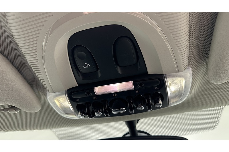 MINI Hatch Cooper SD - U2104