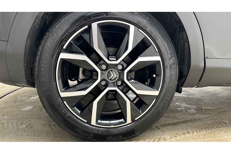 Citroen e-C4 Shine Plus - U2125