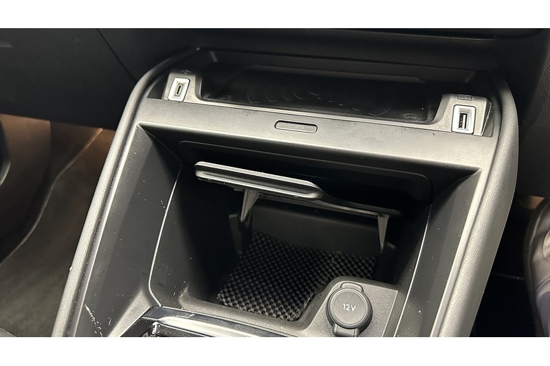 Citroen e-C4 Shine Plus - U2125