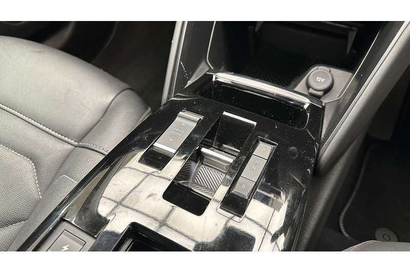 Citroen e-C4 Shine Plus - U2125