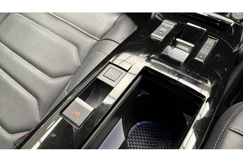 Citroen e-C4 Shine Plus - U2125